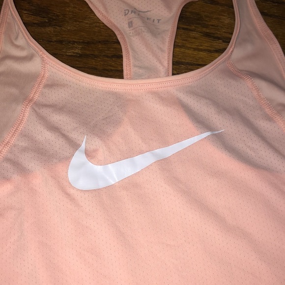 NWT Nike Pro slim fit tank - Picture 2 of 6
